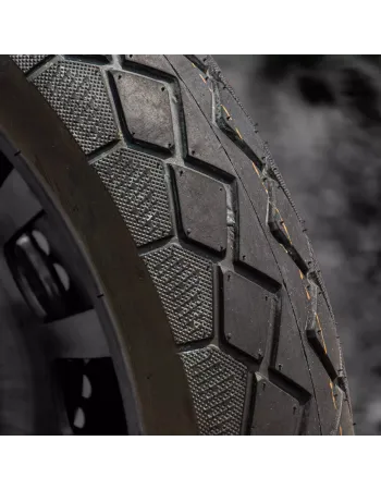 Anvelopă standard față Anvelopă standard față